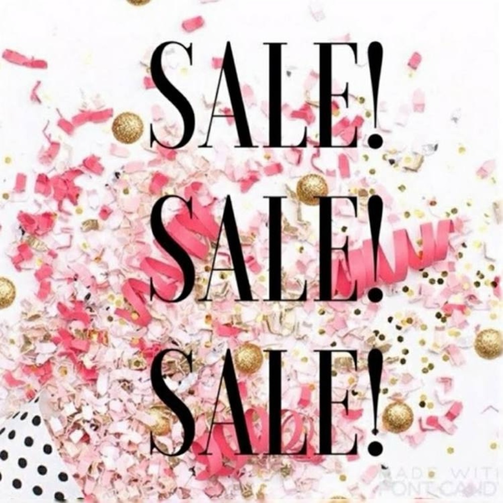 EVERYTHING ON SALE! 👛👙💕
